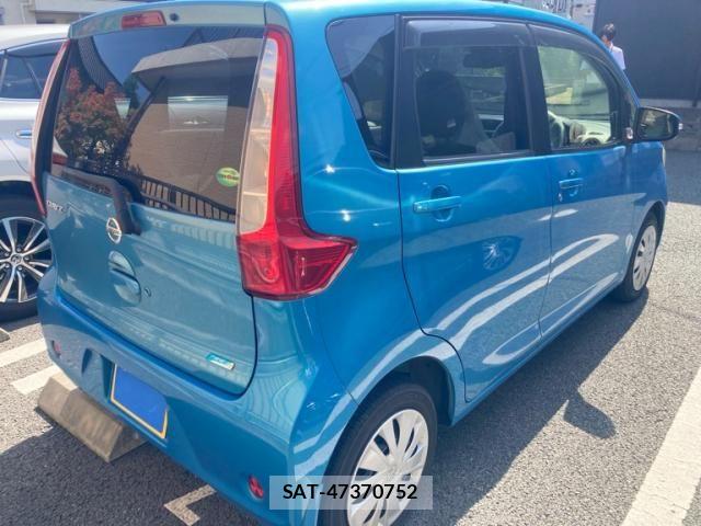Nissan DAYZ 2015-08 8098827-3