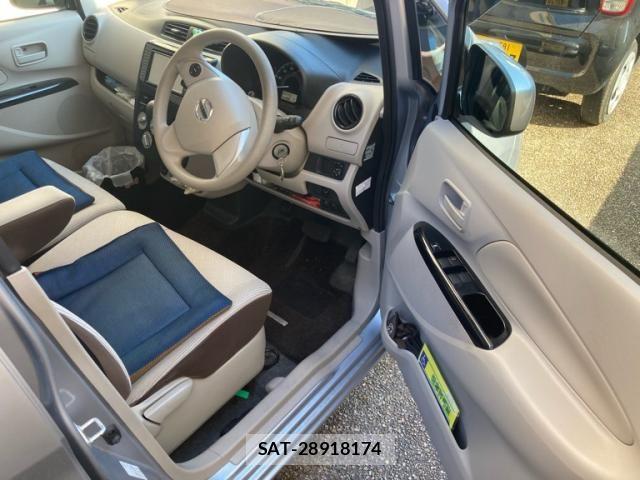 Nissan DAYZ 2015-10 8129736-9