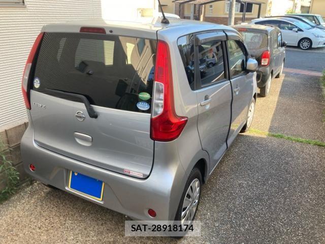 Nissan DAYZ 2015-10 8129736-3