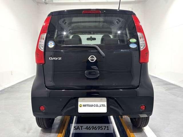 Nissan DAYZ 2017-06 8129714-6