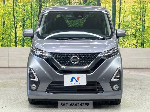 Nissan DAYZ 2019-06 8145699-13