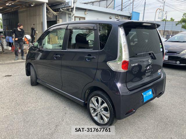 Nissan DAYZ 2013-12 8158284-2