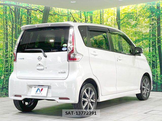 Nissan DAYZ 2018-06 8158276-16