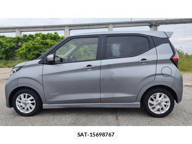 Nissan DAYZ 2022-03 8158275-3
