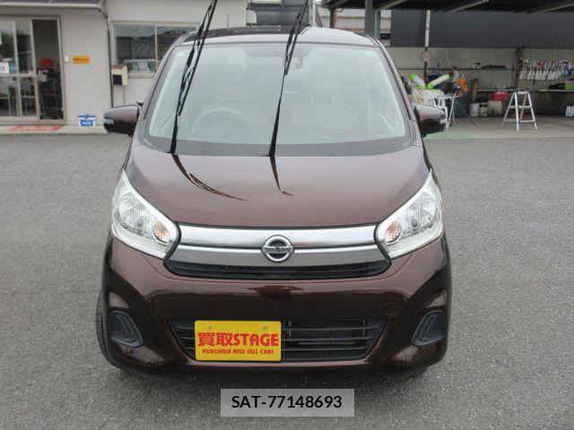 Nissan DAYZ 2017-01 8207231-17
