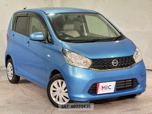 Nissan DAYZ 2015-06 8207229-1