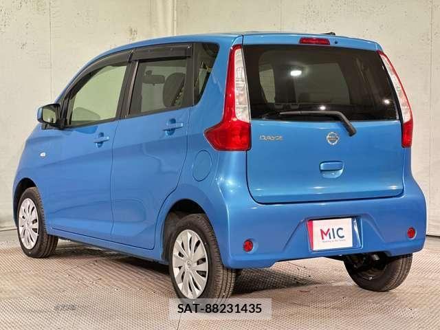Nissan DAYZ 2015-06 8207229-6
