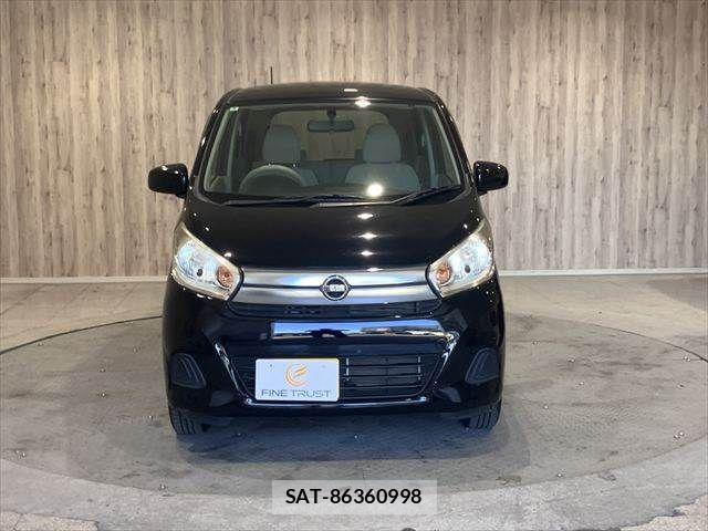 Nissan DAYZ 2018-03 8207223-11