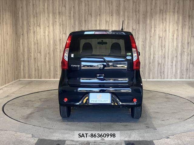 Nissan DAYZ 2018-03 8207223-15