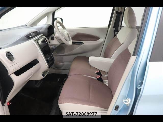 Nissan DAYZ 2018-03 8207227-11
