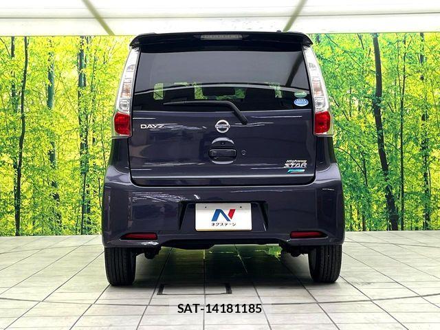 Nissan DAYZ 2015-06 8207235-14