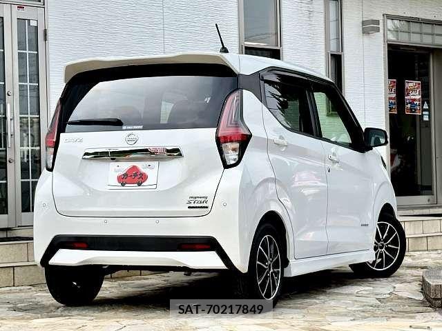 Nissan DAYZ 2019-05 8207217-2