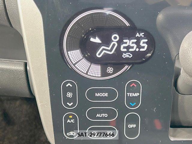 Nissan DAYZ 2014-03 8207234-5