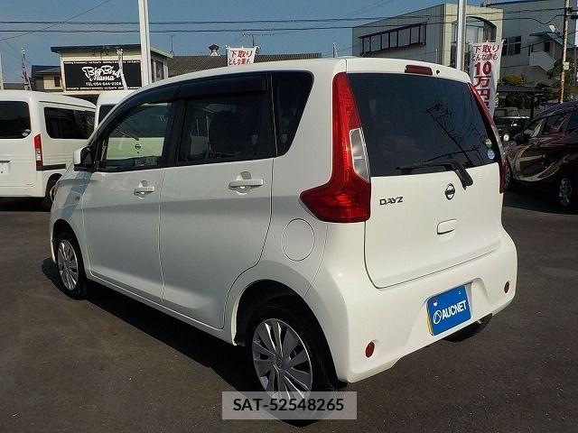 Nissan DAYZ 2018-03 8207233-2