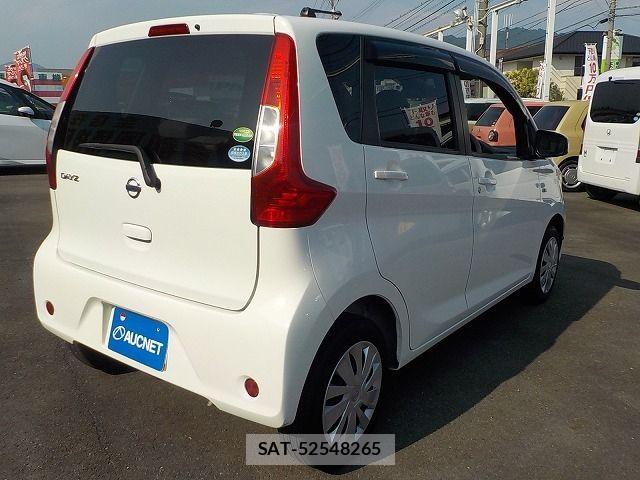 Nissan DAYZ 2018-03 8207233-5