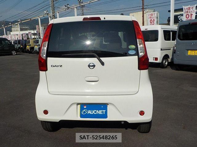 Nissan DAYZ 2018-03 8207233-6