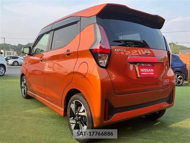 Nissan DAYZ 2024-11 8207211-17