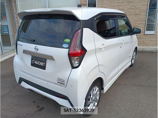 Nissan DAYZ 2019-11 8207220-1