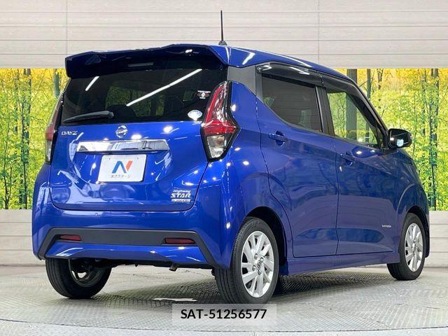 Nissan DAYZ 2021-09 8229510-16