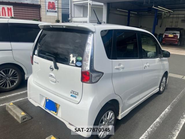 Nissan DAYZ 2015-09 8229519-3