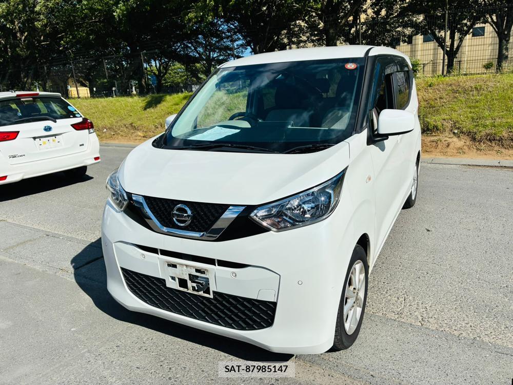 Nissan DAYZ 2020-01 8199622-0