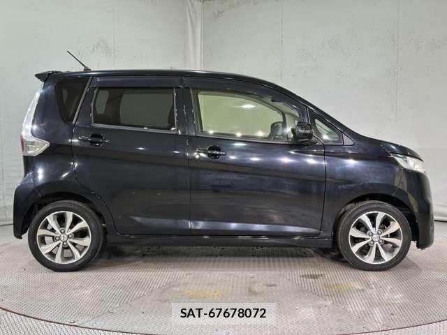 Nissan DAYZ 2014-05 8245020-3