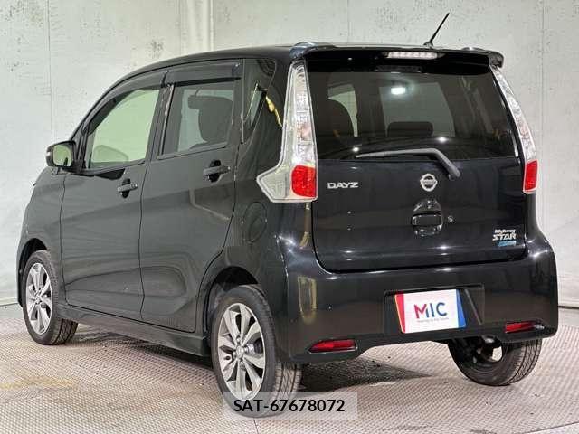 Nissan DAYZ 2014-05 8245020-6