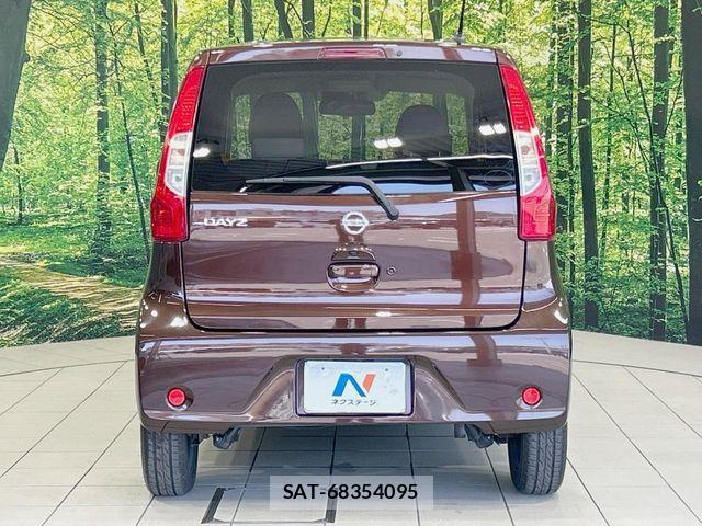 Nissan DAYZ 2018-02 8245018-14