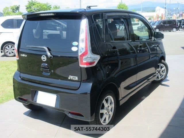 Nissan DAYZ 2017-03 8314138-2