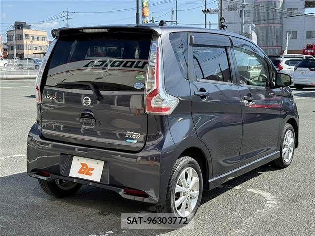 Nissan DAYZ 2016-02 8314124-12