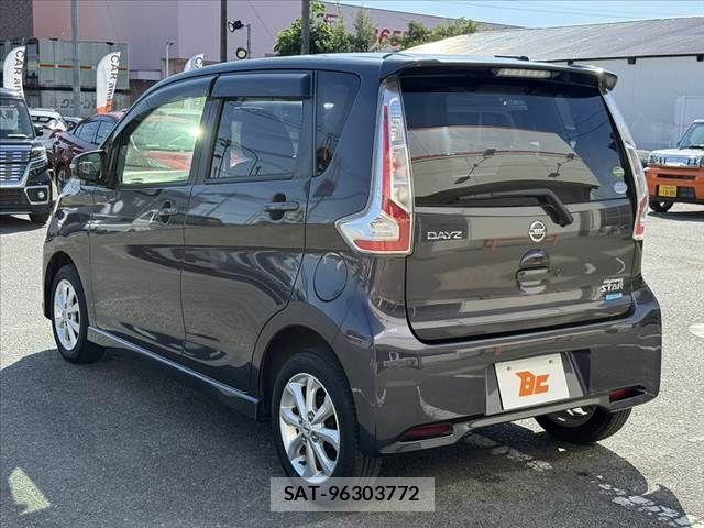 Nissan DAYZ 2016-02 8314124-14