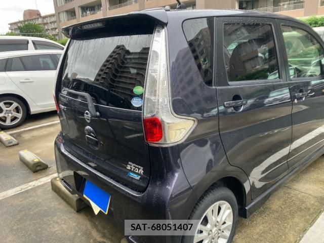 Nissan DAYZ 2014-03 8314147-5