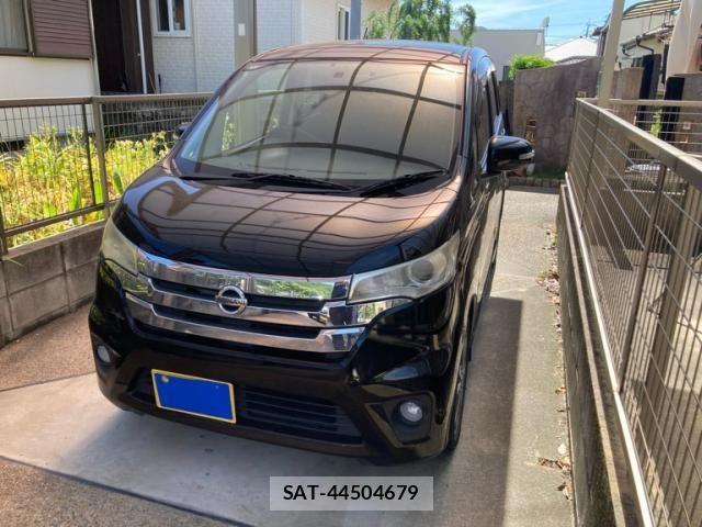 Nissan DAYZ 2013-08 8314154-1