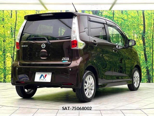 Nissan DAYZ 2015-08 8335542-16
