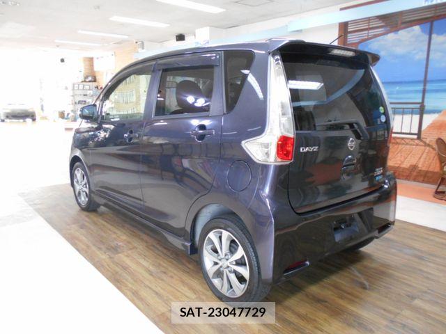 Nissan DAYZ 2013-09 8335543-10