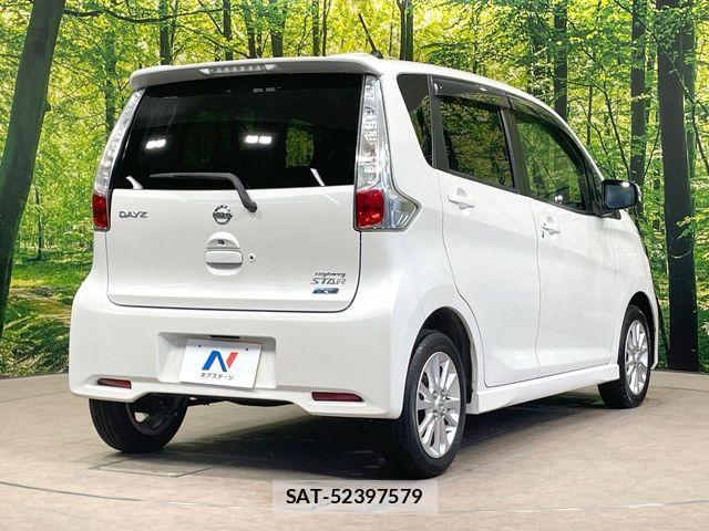 Nissan DAYZ 2014-01 8335541-16