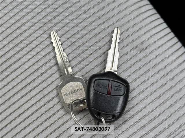 Nissan DAYZ 2018-11 8354302-6