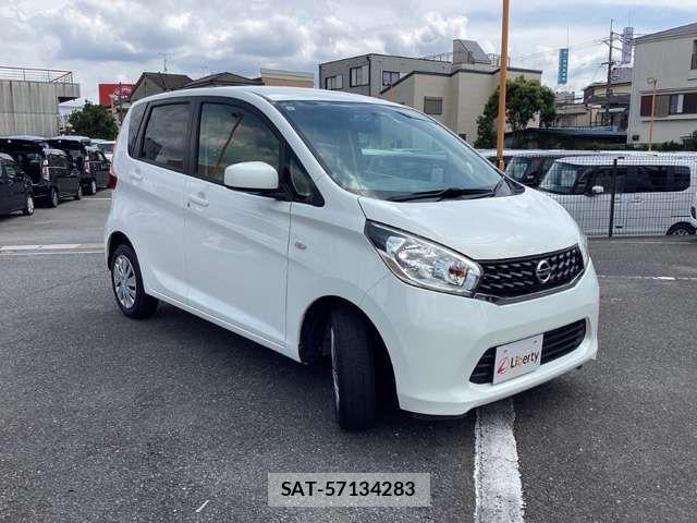Nissan DAYZ 2015-04 8365516-6