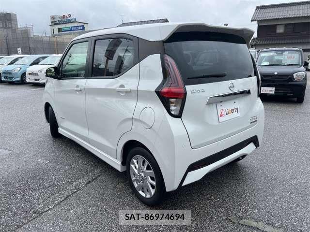 Nissan DAYZ 2022-03 8365438-11