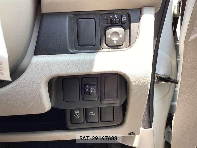 Nissan DAYZ 2017-05 8365504-3