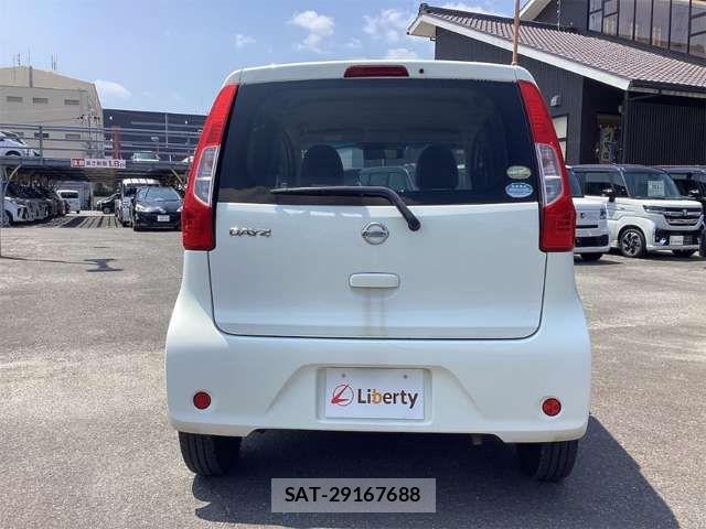 Nissan DAYZ 2017-05 8365504-8