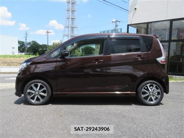 Nissan DAYZ 2016-03 8365513-4