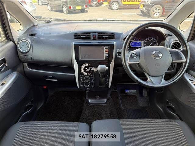 Nissan DAYZ 2013-10 8365528-1