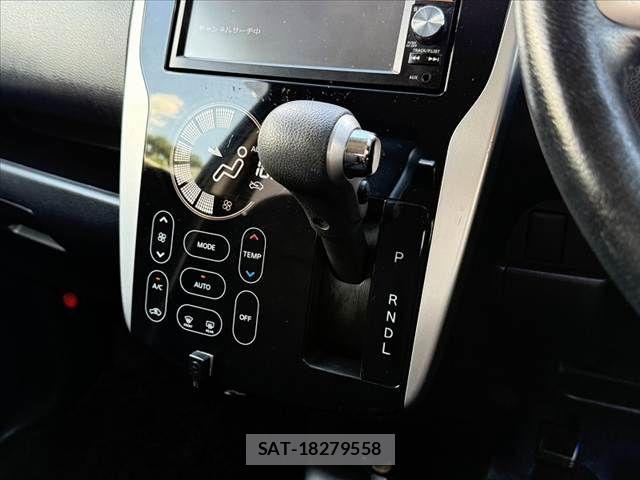 Nissan DAYZ 2013-10 8365528-27