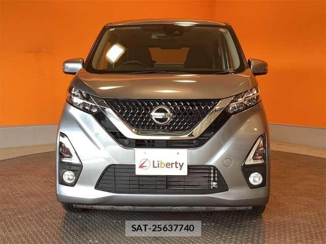 Nissan DAYZ 2019-05 8365454-5
