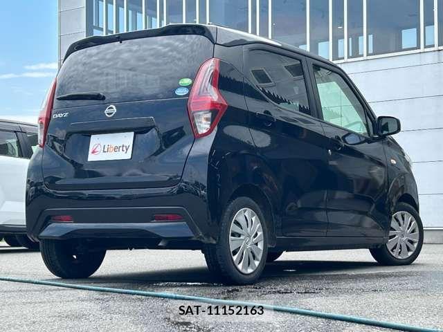 Nissan DAYZ 2021-05 8365480-7