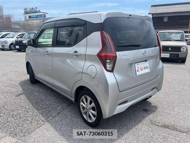 Nissan DAYZ 2022-02 8365475-9