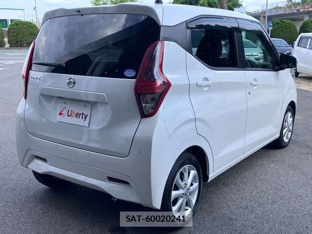 Nissan DAYZ 2021-09 8365481-16