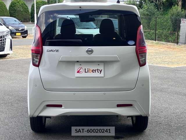 Nissan DAYZ 2021-09 8365481-17