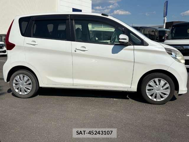 Nissan DAYZ 2014-01 8364553-6